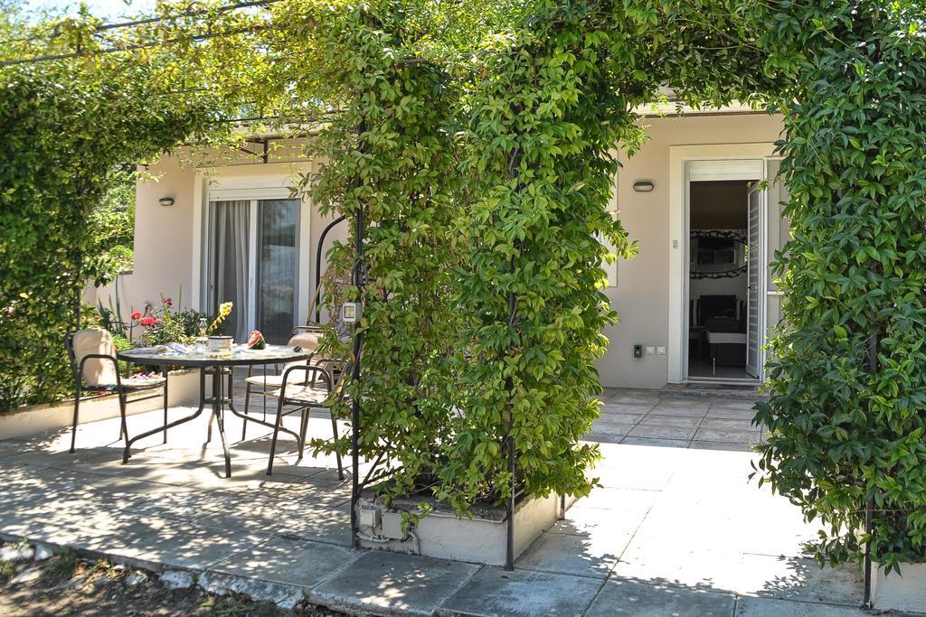 Olga'S Hill Villa Perama  Exterior photo