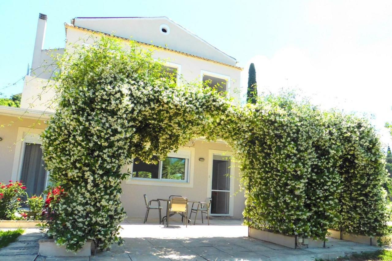 Olga'S Hill Villa Perama  Exterior photo